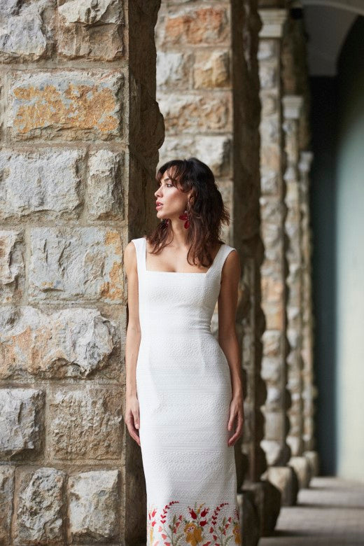 Vestido midi Azulillo blanco con bordado floral